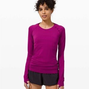 Lululemon Swiftly Tech Long Sleeve 2.0
Deep Fuschia size 6